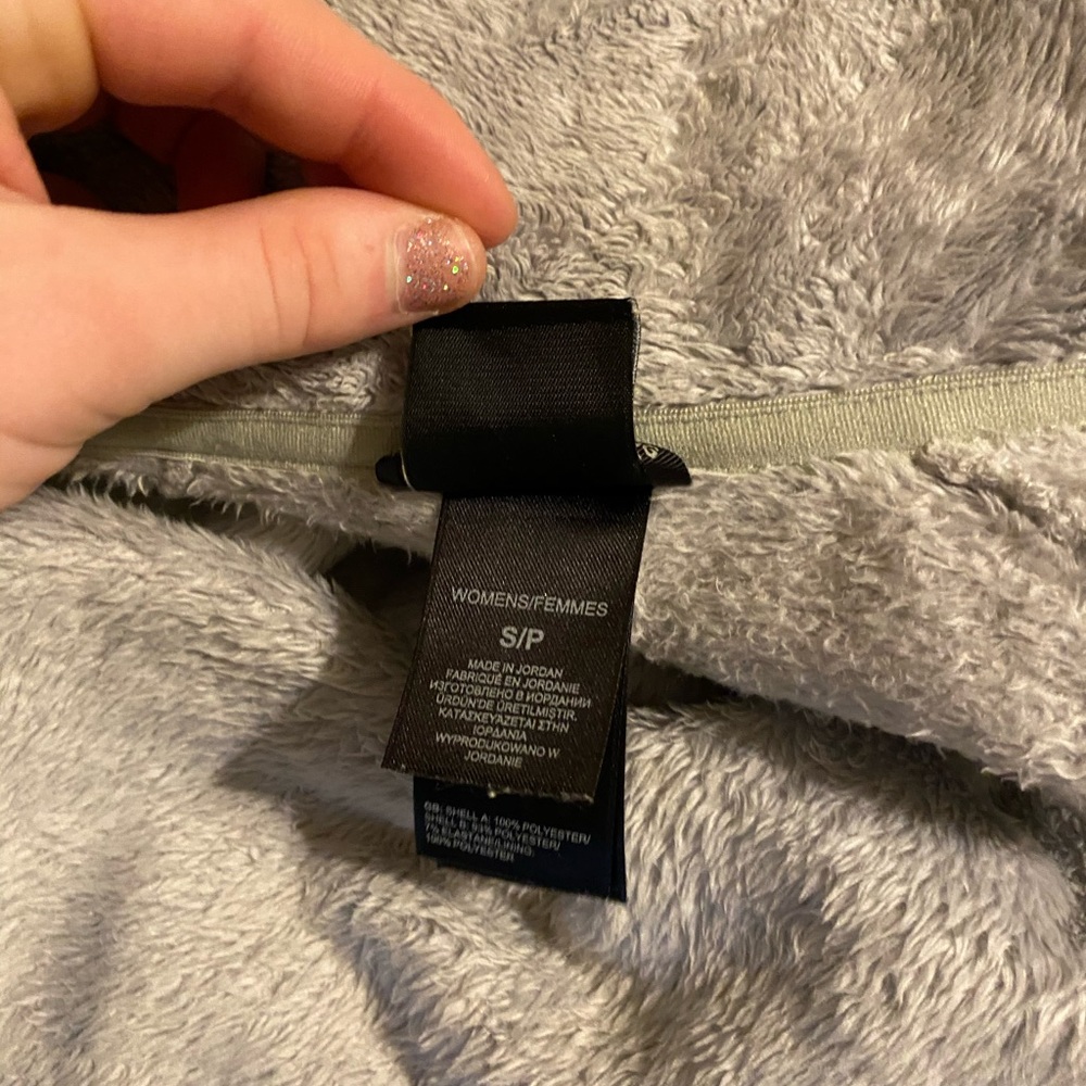 North face jacket - Picture 2 of 2